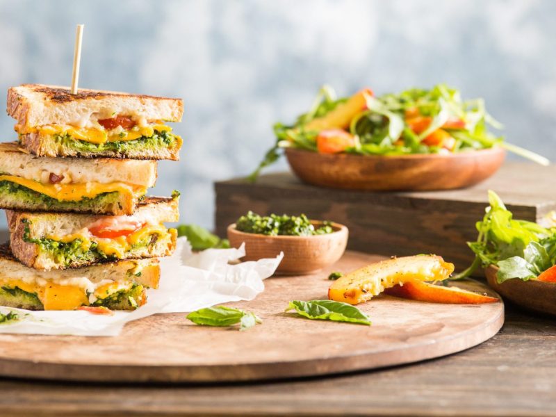 pesto grilled cheese